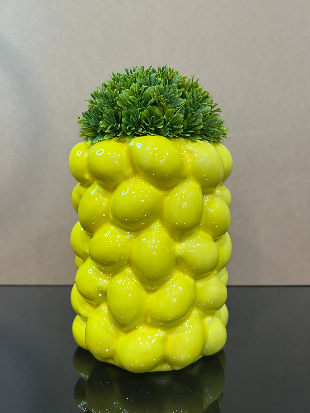 *Lemon Vase - 7 Inch Tall Yellow Ceramic Tabletop Vase with 3D Lemon Design